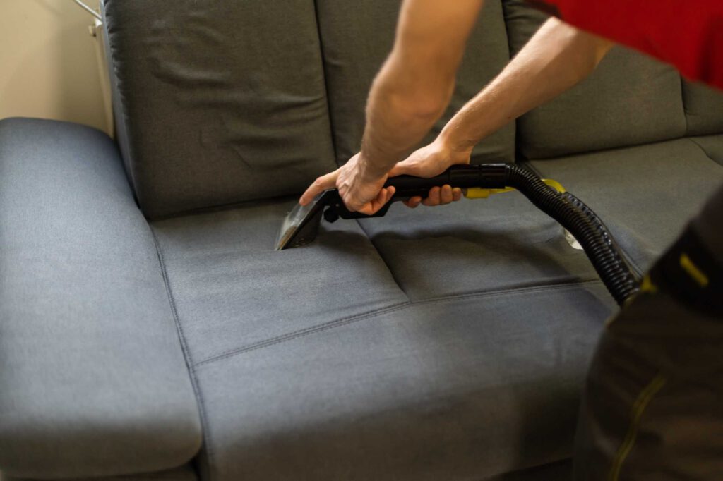 Sofa Reinigung