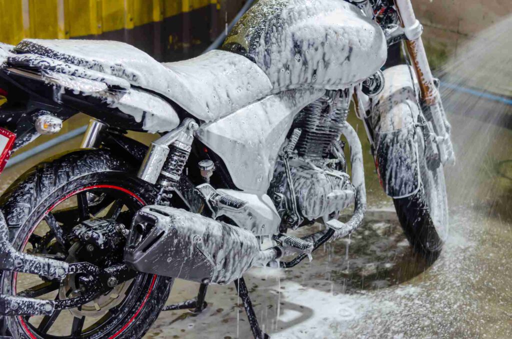 Motorrad Handwäsche